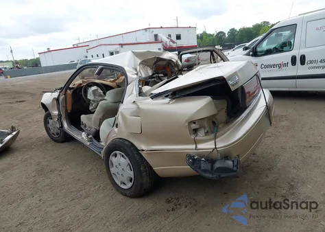 1994 Toyota Camry Le z USA, uszkodzony, nr VIN 4T1SK12E4RU432450